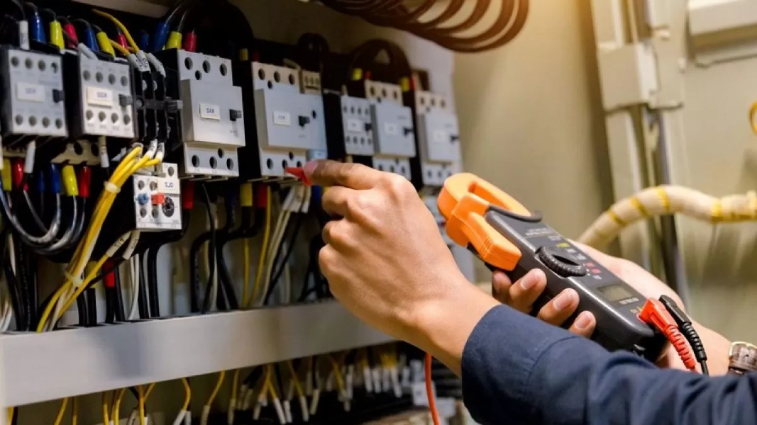 Professional Electrician Bristol